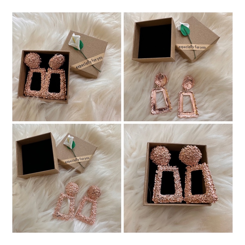 Textured Eye Catcher Earrings